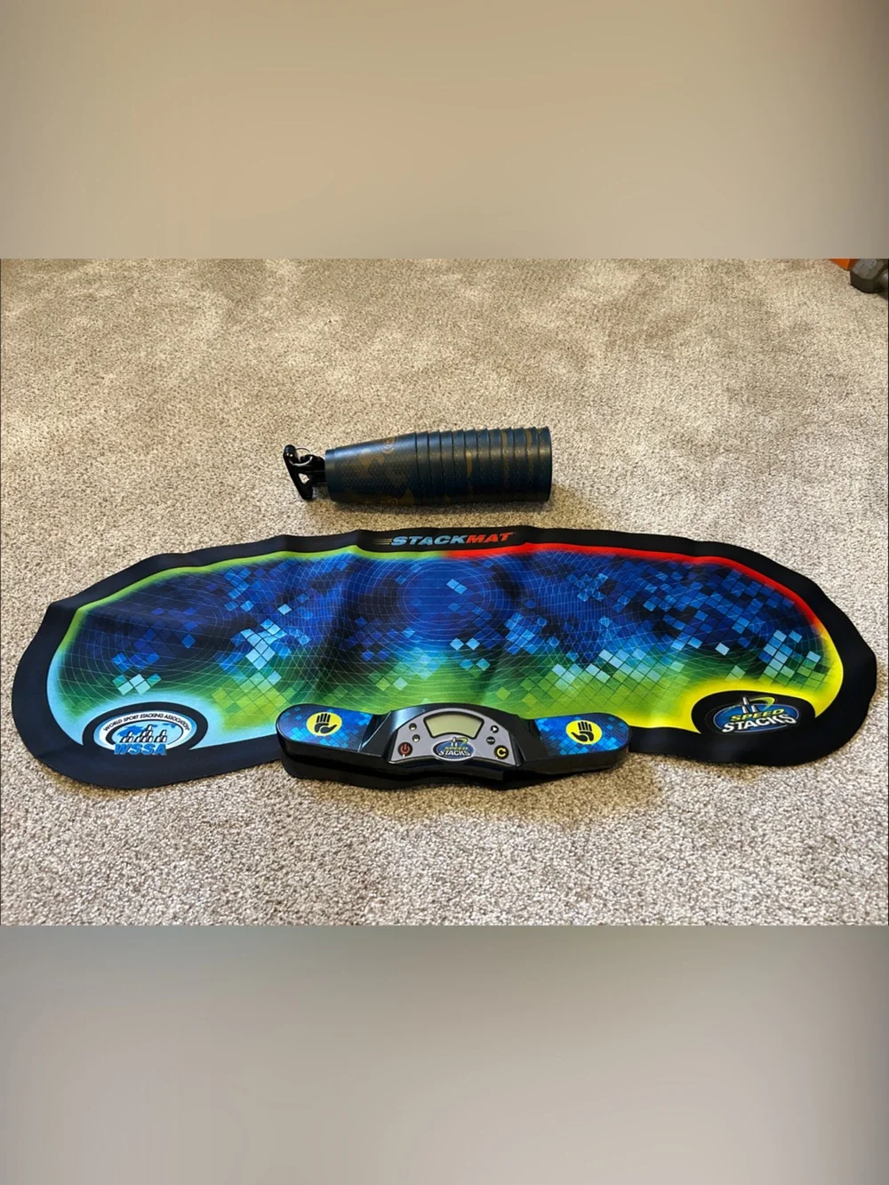 Speed Stacking Timer Mat with Blue-Green Pattern